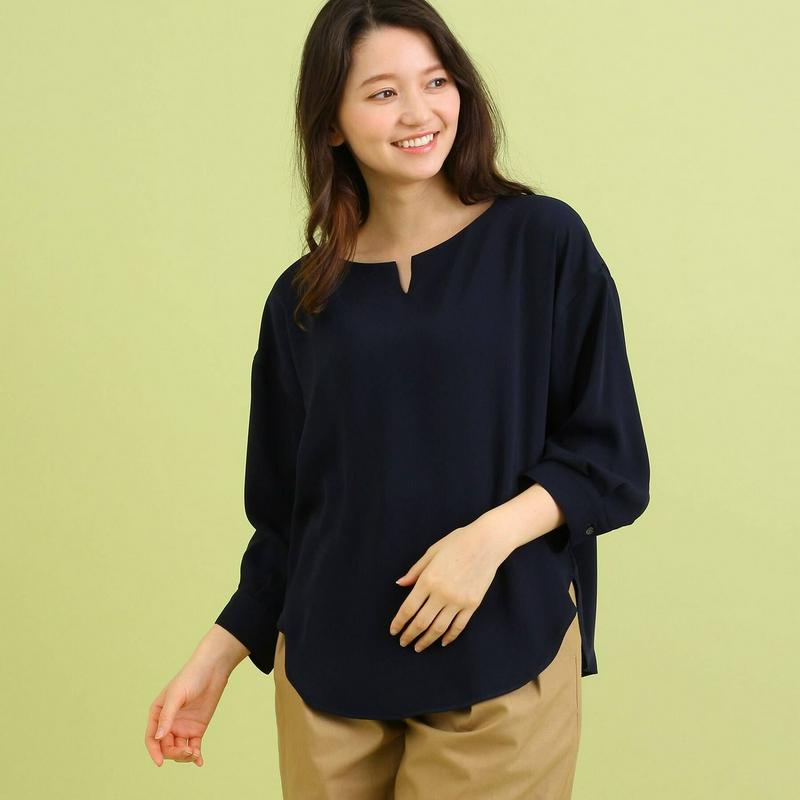ＲＵＥ　ＤＥＳ　ＣＨＡＴＳ　スキッパーネックブラウス（ａｎａｔｅｌｉｅｒ／アナトリエ）