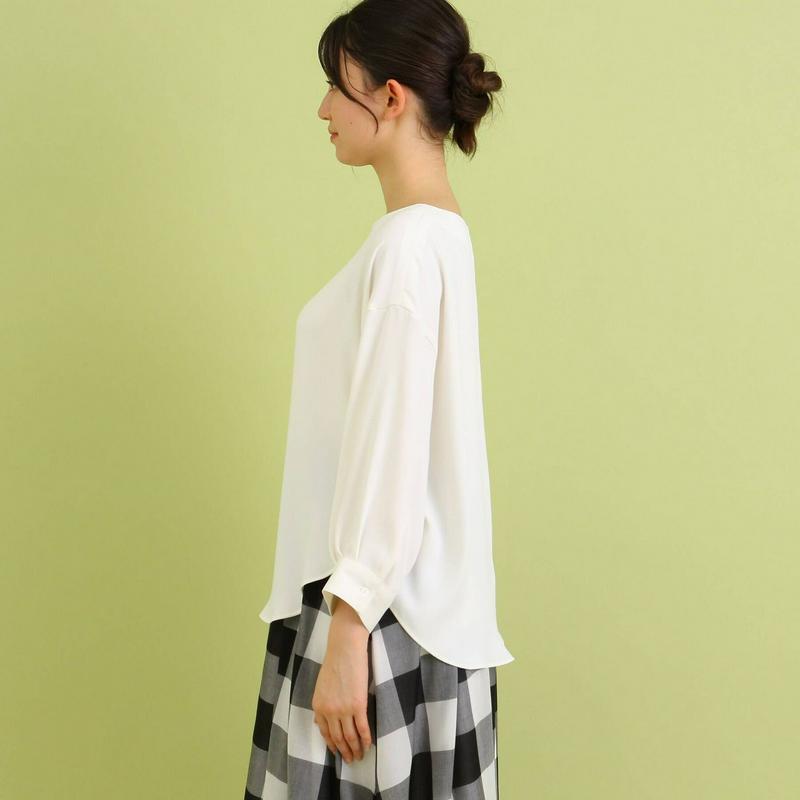ＲＵＥ　ＤＥＳ　ＣＨＡＴＳ　スキッパーネックブラウス（ａｎａｔｅｌｉｅｒ／アナトリエ）