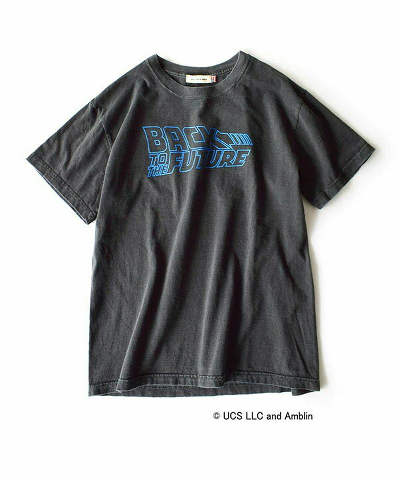 Tシャツ / 80'sな雰囲気がカッコいい！スピルバーグの名作 SF映画「バック・トゥ・ザ・フューチャー」のビンテージ風。 レデ