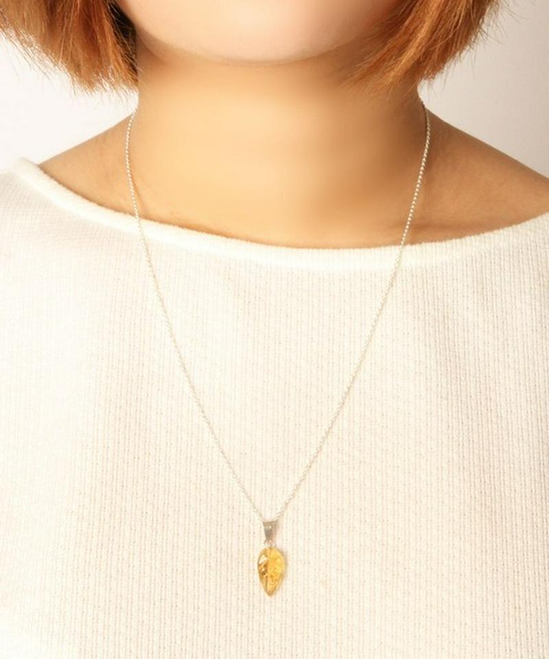 【メキシコ買付】アンバーリーフ中淡めネックレス