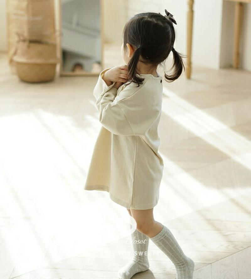 5COLORSオーバーTシャツ・p000457 キッズ【3~8才】【tops】【トップス Tシャツ 無地T 長袖 ロンT ひざ丈 ロング丈 単色 無地 シンプル ベーシック オーバーサイズ ゆったり ビックサイズ ワンピース カジュアル 女の子 子供 子供服 服】【KIDS】