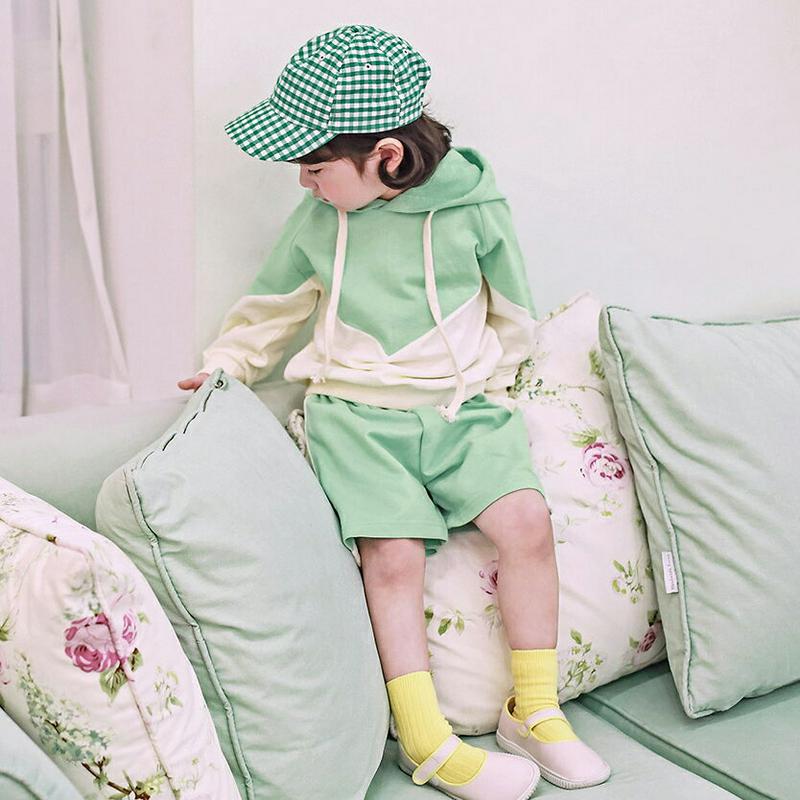 バイカラースウェット&ハーフパンツSET・p00005 キッズ【3~8才】【pt】【パンツ 短パン ショートパンツ トップス フーディ セットアップ トレーニング 配色 綿 コットン ベビー 子供服 キッズ ジュニア 子供 こども かわいい】【KIDS】