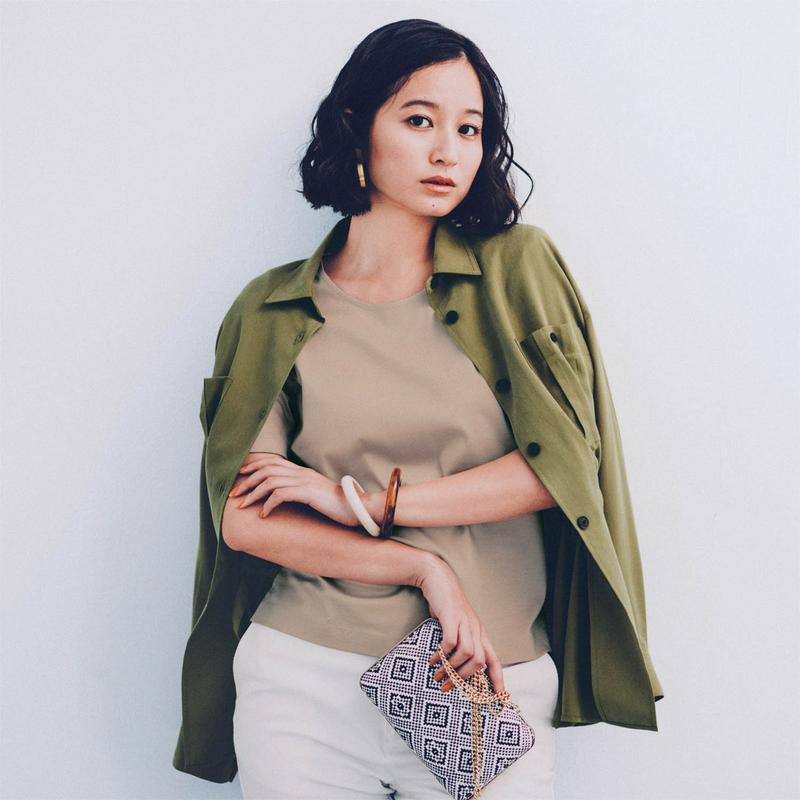 艶やかな綿１００％・５分袖女っぽＴシャツ