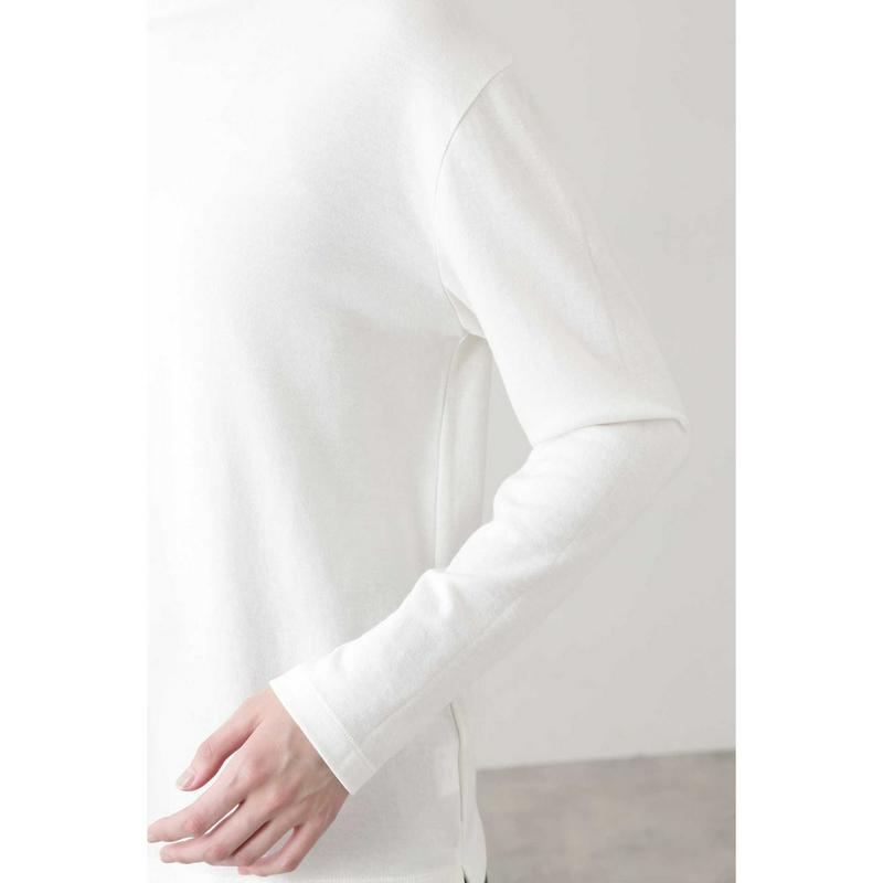 ≪Ｊａｐａｎ　ｃｏｕｔｕｒｅ≫スーピマ接結カットソー