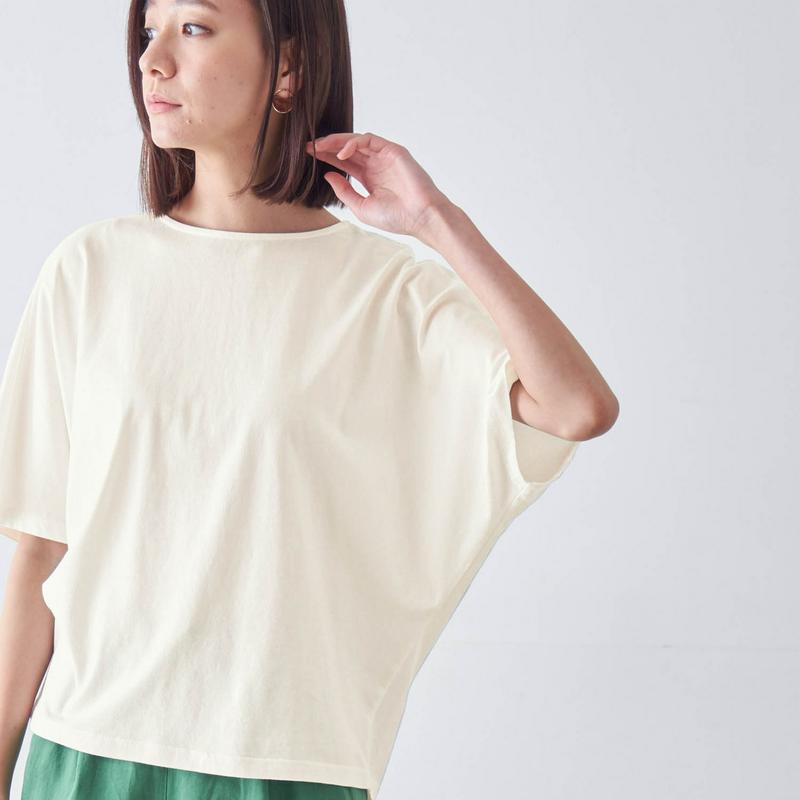 後ろタックデザインＴシャツ【汚れにくい白】【綿１００％】（フェール アン カラン／FAIRE UN CALIN）