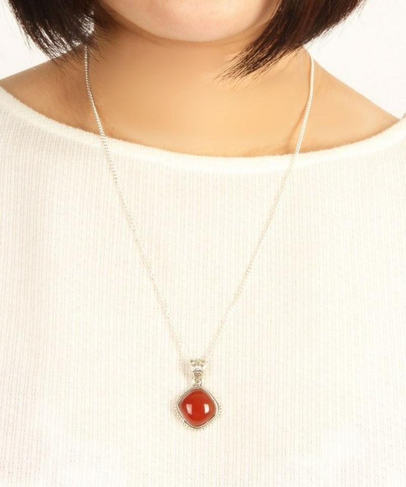 【フランス買付】カーネリアンひし形ネックレス