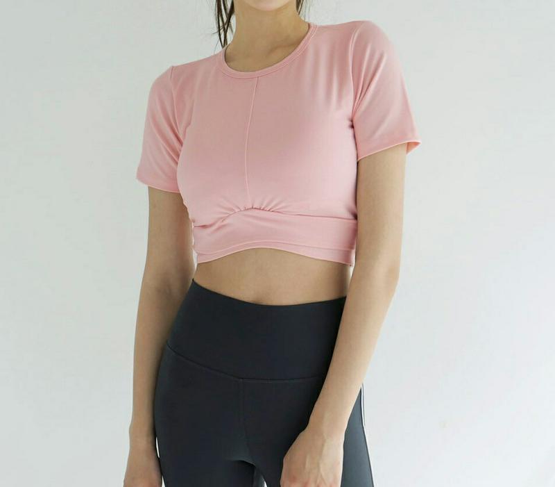 ギャザークロップドTシャツ・全2色・43839 レディース 【tops】【フィットネス 運動服 ヨガウェア ジム エクササイズ 