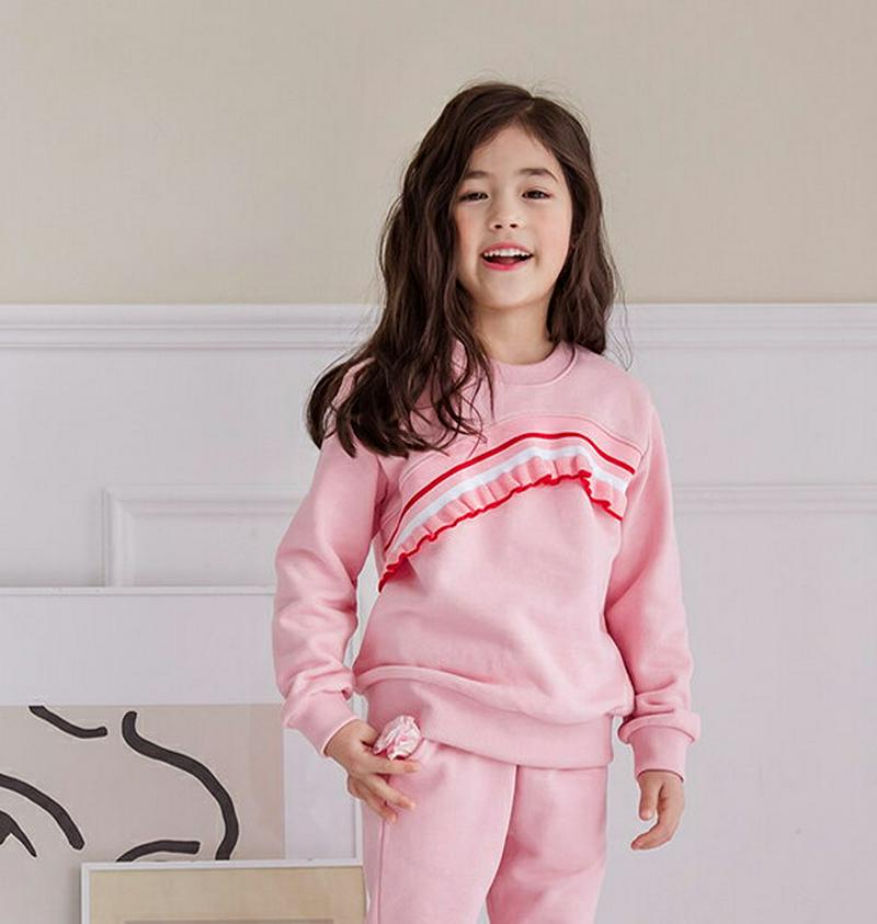 カラーラインフリルスウェット・p000150 キッズ【3~8才】【tops】【トップス Tシャツ Vネック 無地 長袖 女の子 男の子 ゆったり カジュアル キッズ 子供 こども 子供服 こども服】【KIDS】