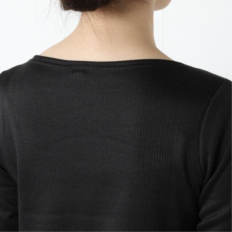 静電気抑制テープ付裏起毛リブボートネックＴシャツ