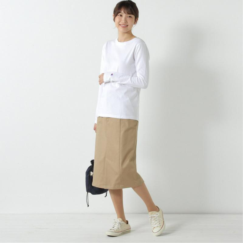 レディース　袖刺繍クルーネック長袖Ｔシャツ