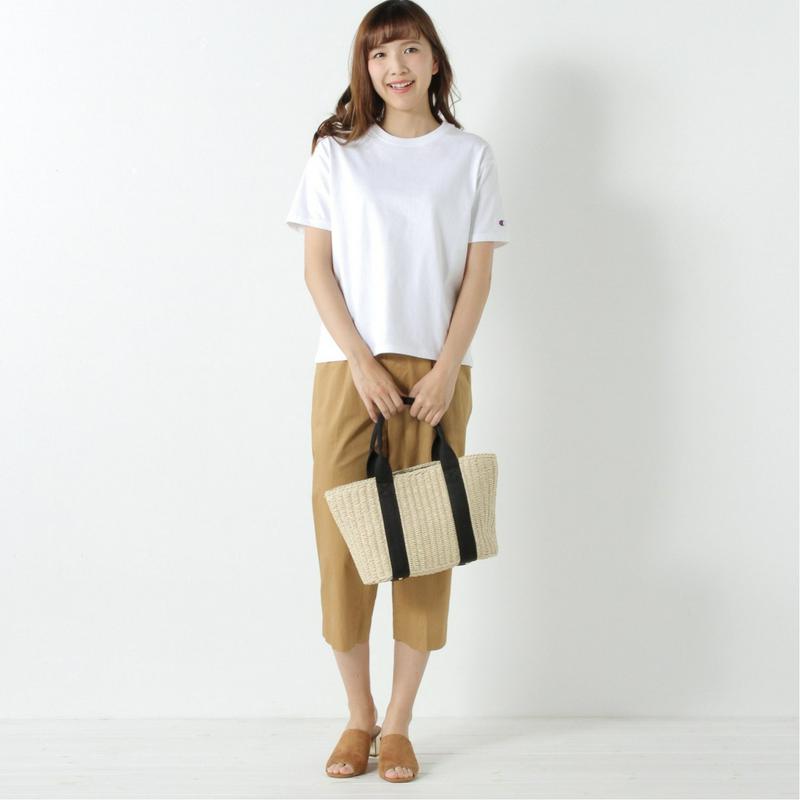 レディース　袖刺繍クルーネック半袖Ｔシャツ（チャンピオン/Champion）