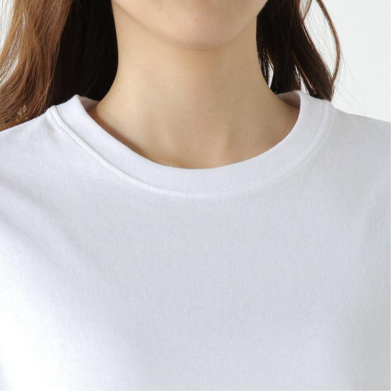 レディース　袖刺繍クルーネック半袖Ｔシャツ（チャンピオン/Champion）