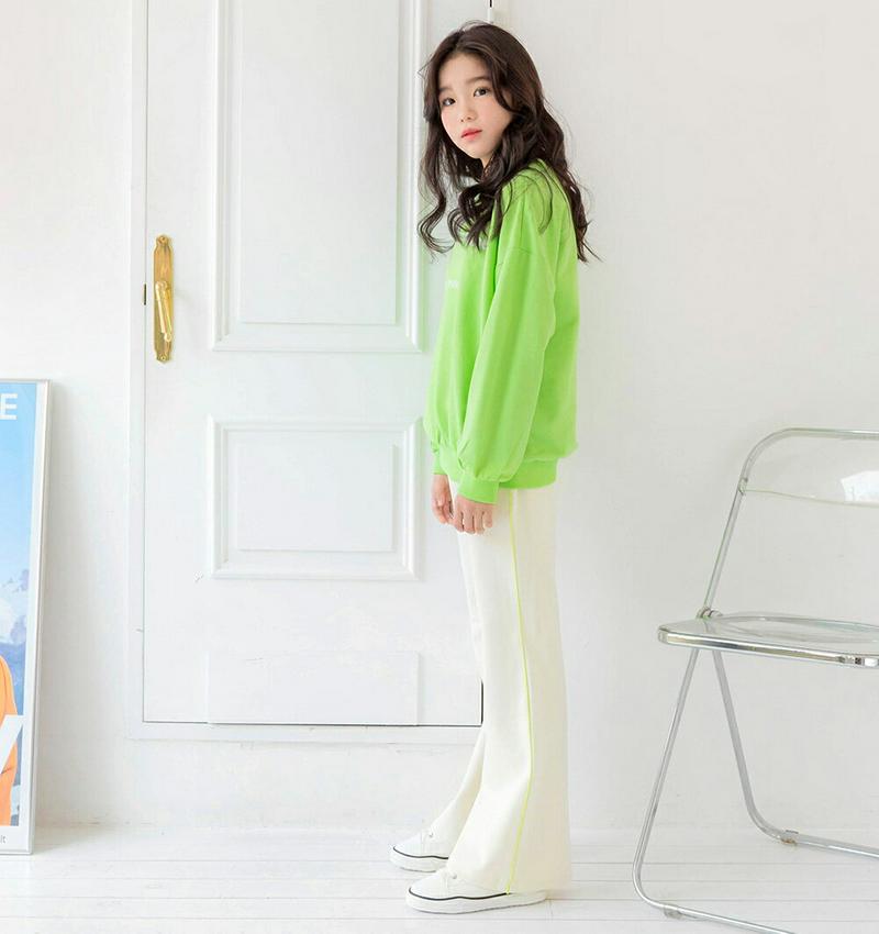 レタリングスウェット・p000277 キッズ【9~17才】【tops】【トップス スウェット トレーナー ロゴ レタリング 長袖