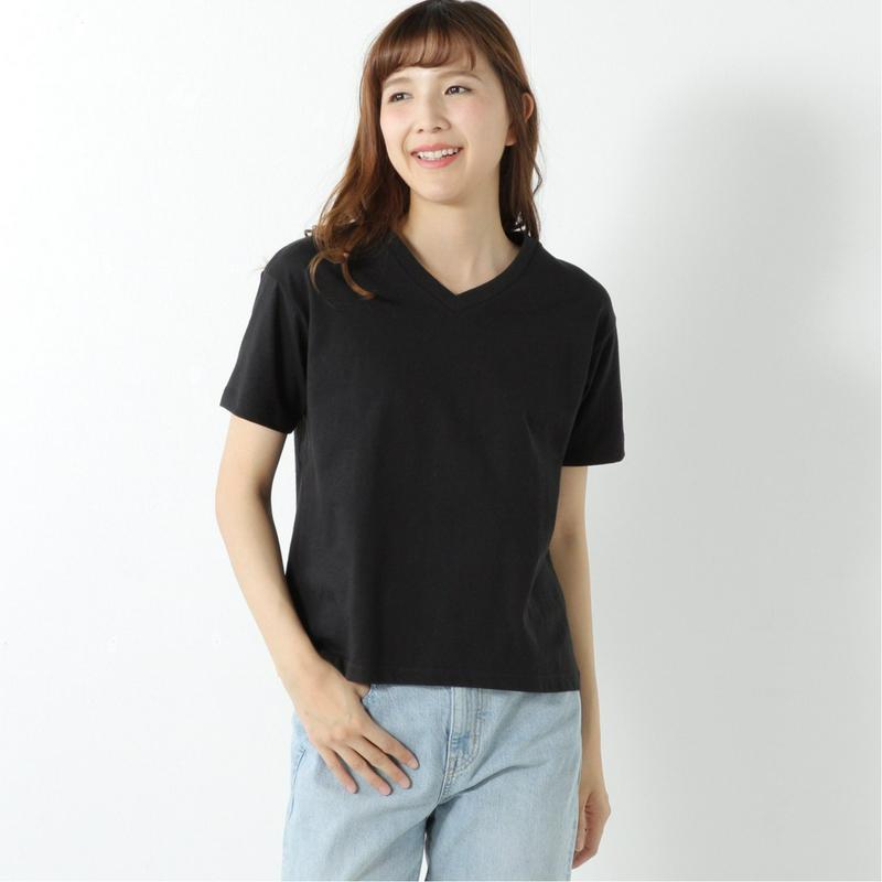 レディース　袖刺繍Ｖネック半袖Ｔシャツ（チャンピオン/Champion）