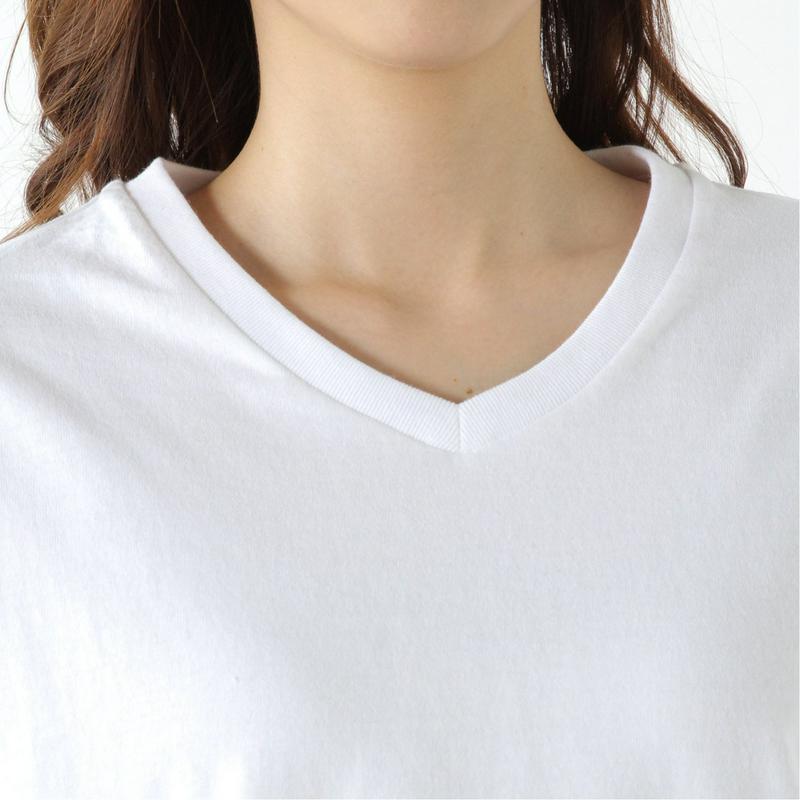 レディース　袖刺繍Ｖネック半袖Ｔシャツ（チャンピオン/Champion）