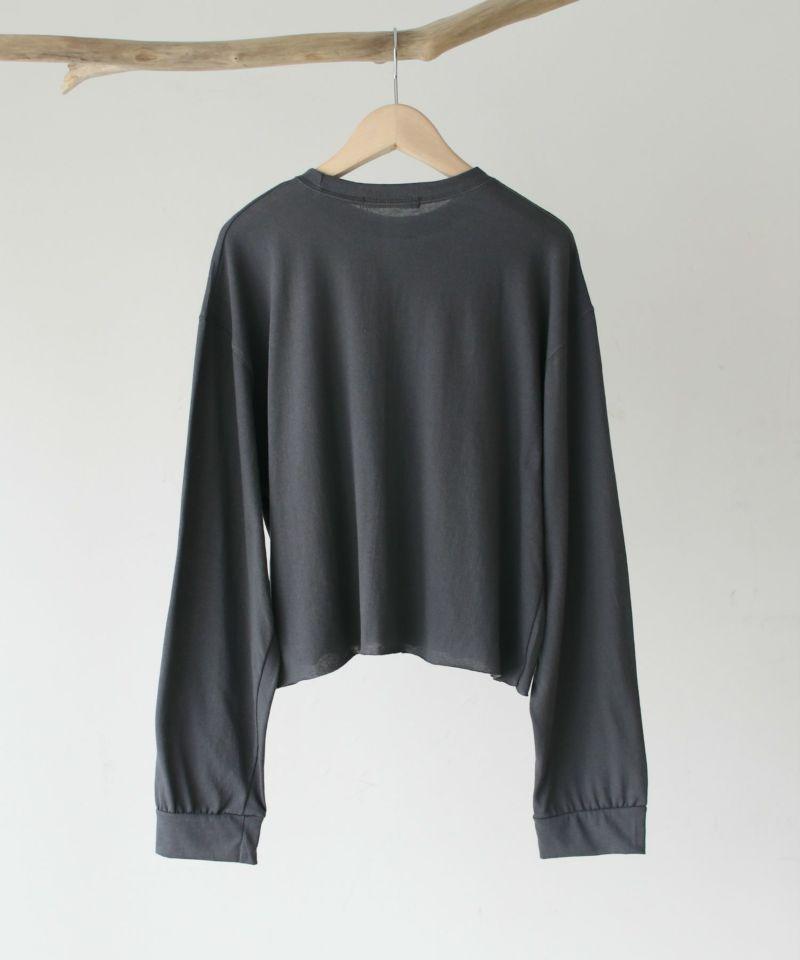 via j(ヴィアジェイ)クロップド無地ロングTシャツ