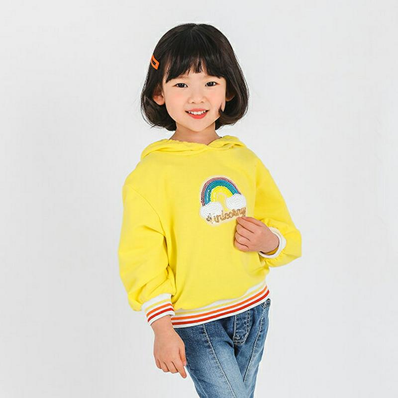 レインボーフーディ・p000836 キッズ【3~8才】【tops】【トップス パーカー フード フーディー 虹 レインボー スパンコール 長袖 カジュアル ラフ 春 秋 女の子 男の子 子供 こども 子供服 こども服】【KIDS】