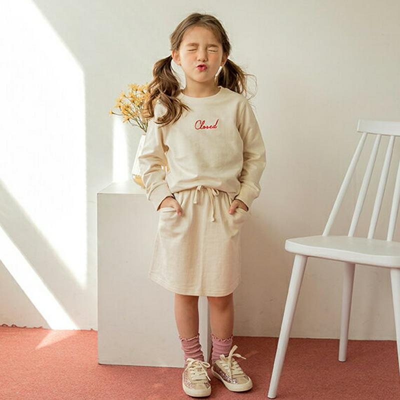 英字スウェット&スカートSET(クリーム)・p000742 キッズ【3~8才】【set】【セットアップ トップス 長袖 スウェッ