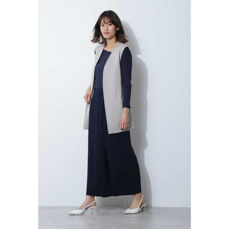 アシンメトリーネックカットソー