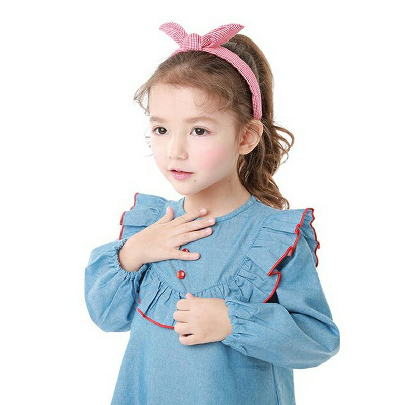 フリルポイントデニムワンピース・p000529 キッズ【3~8才】【ops】【ワンピース ミディ丈 ミディワンピース ひざ丈 長袖 フリル フリルネック デニム デニムワンピース 女の子 かわいい 可愛い カジュアル 子供 こども 子供服 こども服】【KIDS】