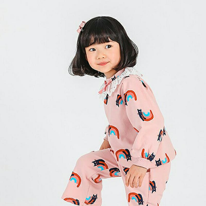 レインボーキャットスウェット・p000532 キッズ【3~8才】【tops】【トップス スウェット トレーナー 長袖 レインボー 虹 ネコ ねこ 猫 アニマル 可愛い かわいい 女の子 子供 こども 子供服 こども服】【KIDS】