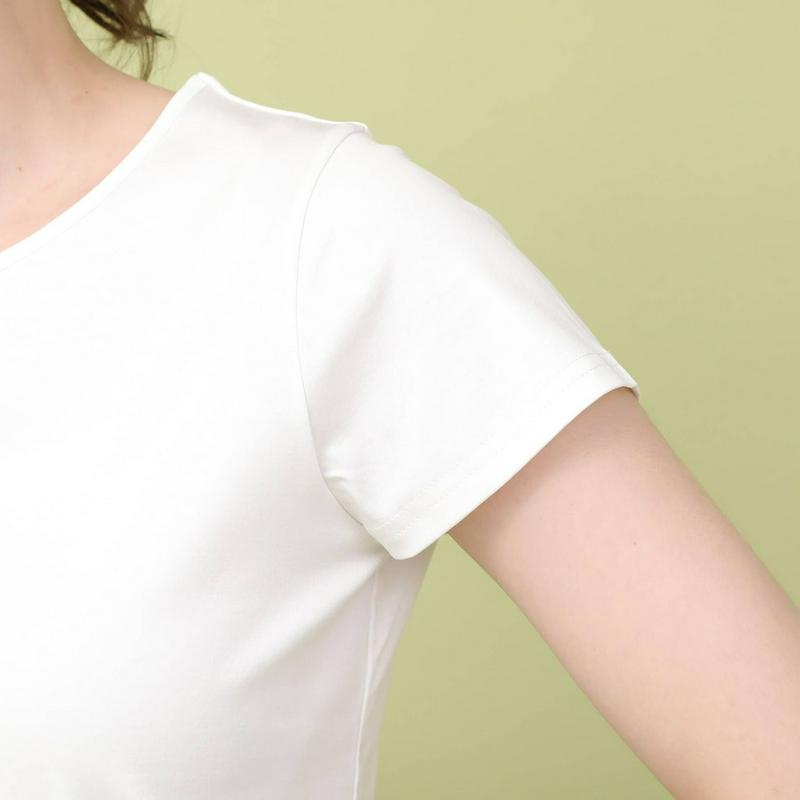 立体ガールＴシャツ