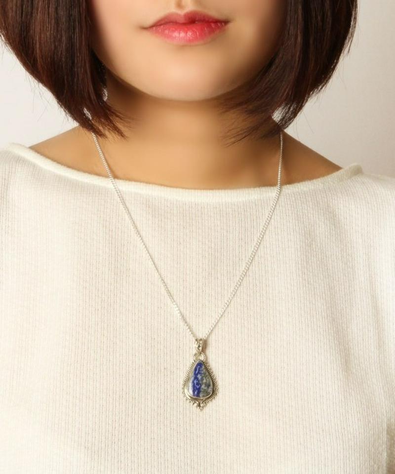 【フランス買付】ラピスラズリしずく型装飾ネックレス