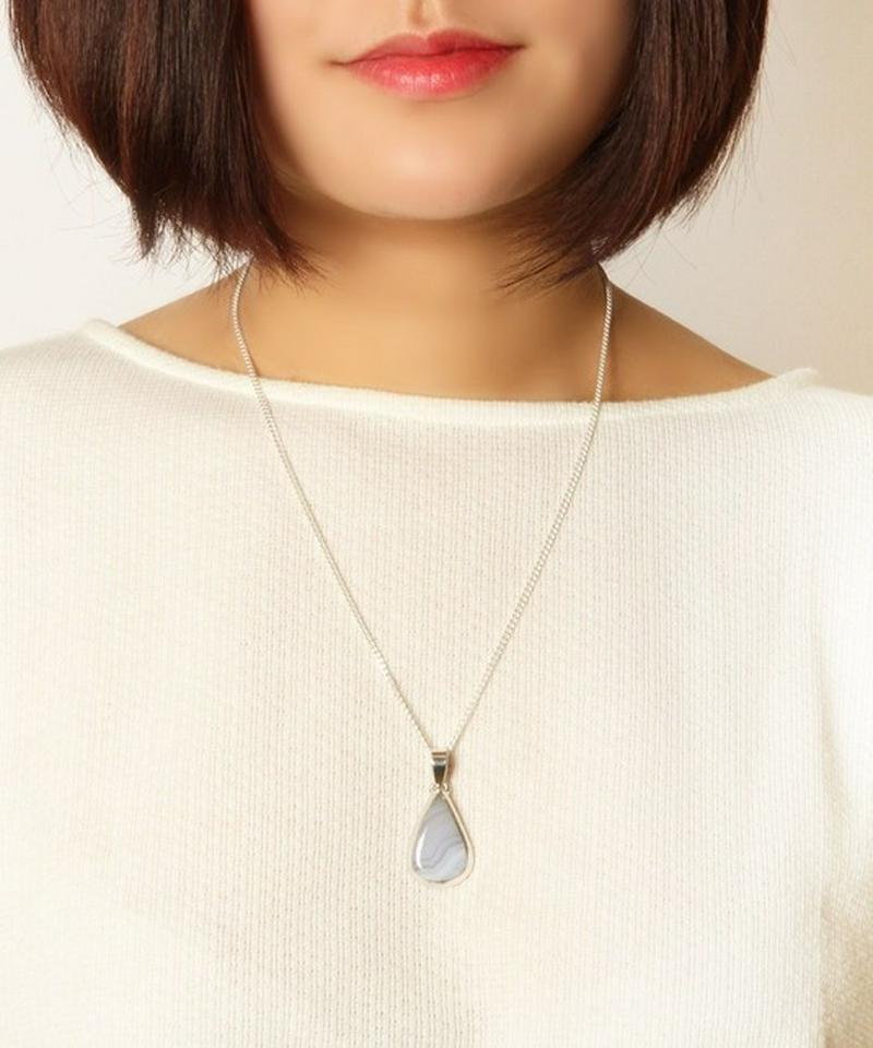 【フランス買付】ブルーレースアゲートしずく型ネックレス