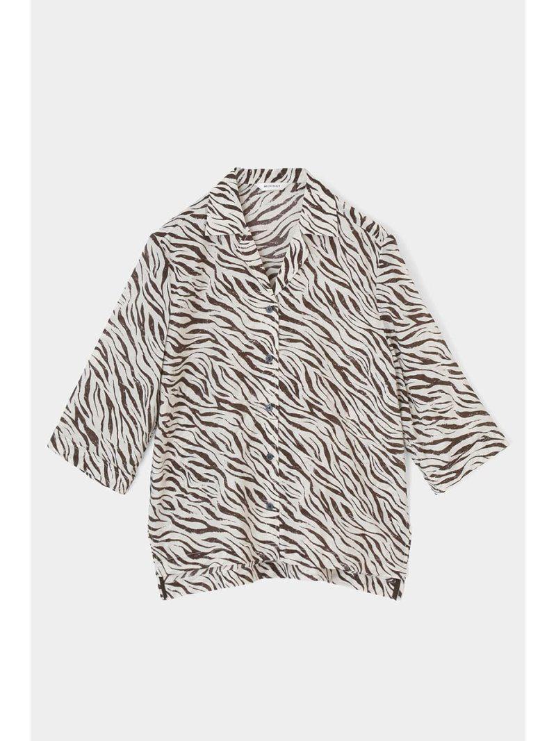 SHEER HALF SLEEVE SHIRT（MOUSSY）