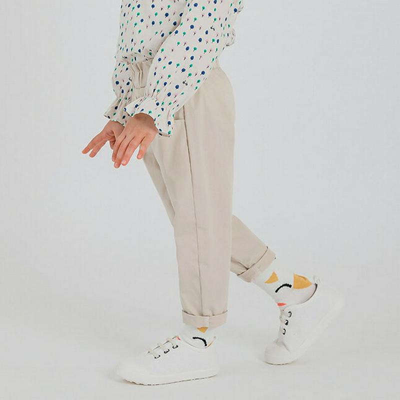 ツーボタンパンツ・p000955 キッズ【3~8才】【pt】【パンツ ボトムス ズボン ロングパンツ 長ズボン 単色 無地 シンプル カジュアル ベーシック 女の子 子供 こども 子供服 こども服】【KIDS】