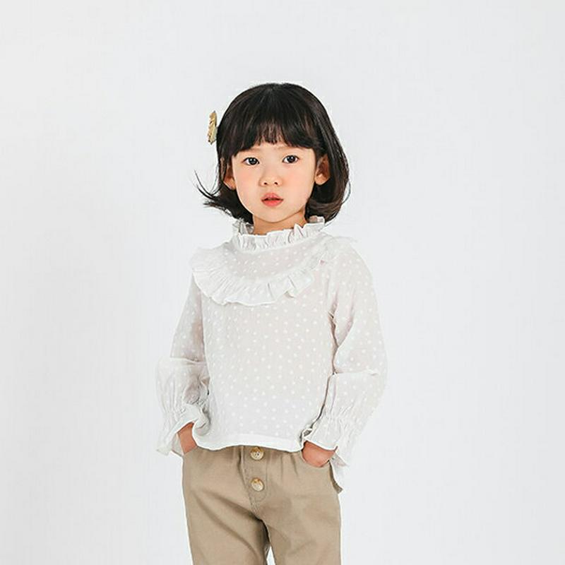 フリルネックフラワーポイントブラウス・p000956 キッズ【3~8才】【bl】【トップス ブラウス フリルネック 襟コンシャス 花柄 フラワー フリル 長袖 可愛い かわいい ガーリー 女の子 子供 こども 子供服 こども服】【KIDS】