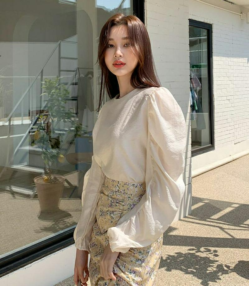 サテンパフブラウス・全3色・t55217 レディース 【bl】【ブラウス トップス 長袖 パフスリーブ ギャザー サテン 無地 