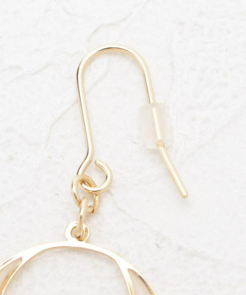 ハーフムーンピアス