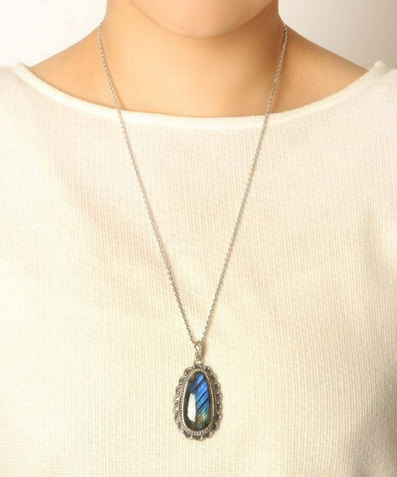 【フランス買付】ラブラドライト装飾しずく型ネックレス