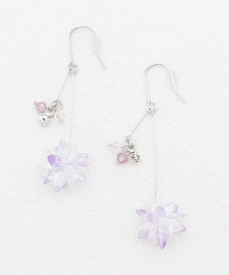 くす玉ビジューピアス