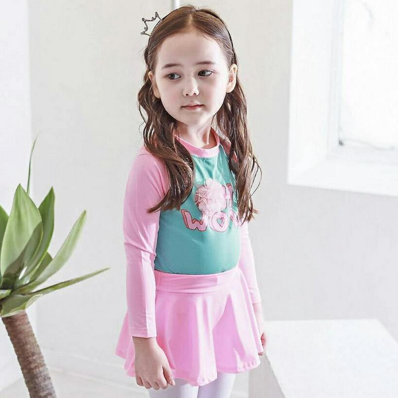 OHフレアスカート水着SET p000545 キッズ 【3~8才】【bw】【韓国 ファッション 水着 ラッシュガード 水着セット 長袖 ロングパンツ 水遊び プール 海 日焼け防止 日よけ ロゴ レタリング 女の子 スカートキッズ 子供 子供用 春 夏】【KIDS】