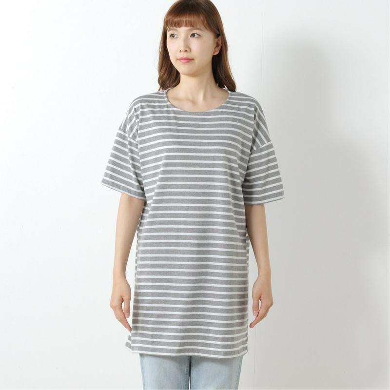 綿混素材のオーバーサイズチュニックＴシャツ