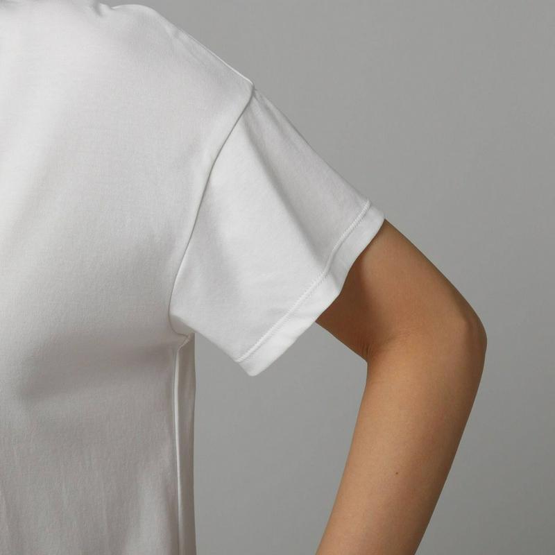 ロゴプリントＴシャツ