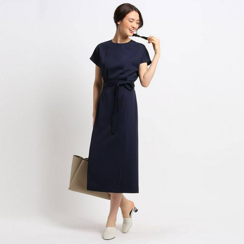 【ＷＥＢ限定／マシンウォッシュ】ガルーダサテンワンピース