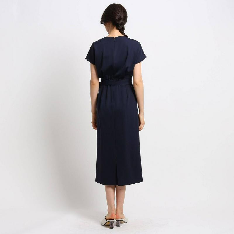 【ＷＥＢ限定／マシンウォッシュ】ガルーダサテンワンピース