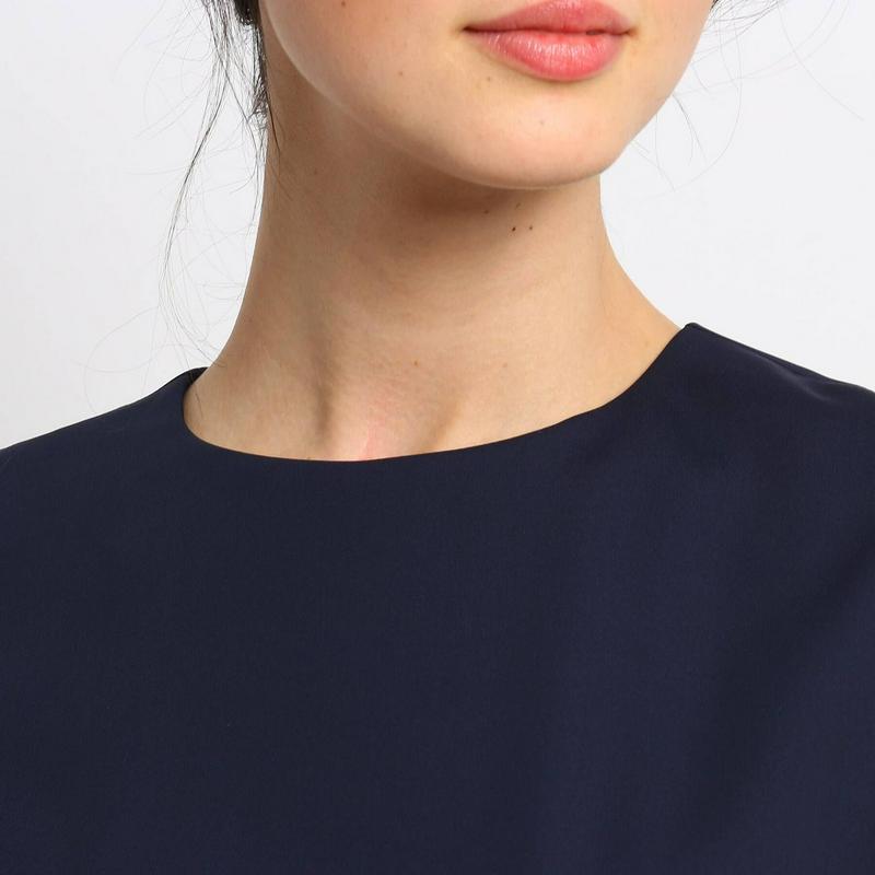 【ＷＥＢ限定／マシンウォッシュ】ガルーダサテンワンピース