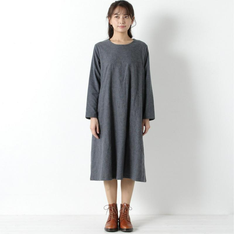 綿起毛素材のつぼみ刺繍ワンピース