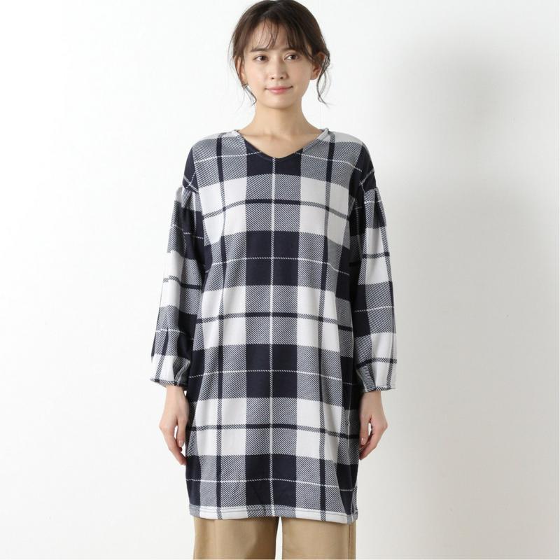 ふわふわニットソー素材のチェック柄チュニックワンピース【Ｍ～４Ｌ】