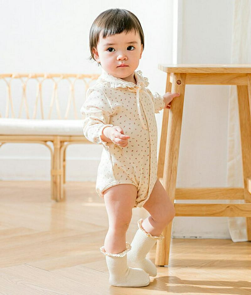 レーススカート付花柄ボディスーツ p001191 キッズ 【0~2才】【bc】【韓国 ファッション ボディースーツ ボディスーツ 長袖 襟 レース スカート 花柄 女の子 子供 子供服 乳幼児 ベビー用 ベビー服 出産祝い プレゼント 春 夏】【KIDS】