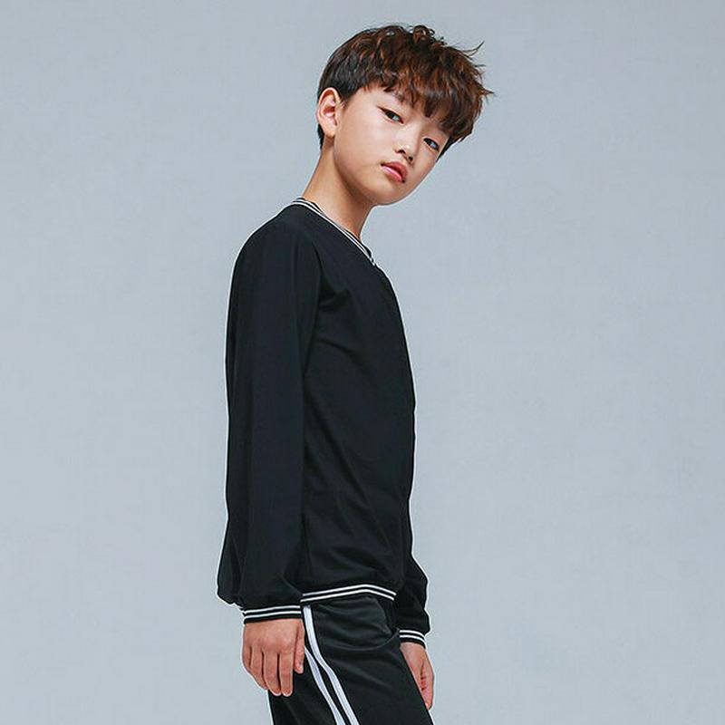 NT19ロゴVネックスウェット(ブラック)・p000788【9~17才】【tops】【トップス トレーナー スウェット スウェッ