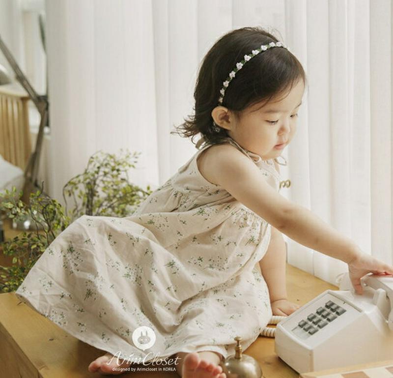 肩リボン花柄キャミワンピース p000063 キッズ 【3~8才】【ops】【韓国 ファッション ワンピース ベビーワンピース ノースリーブ スリーブレス 花柄 膝丈 ミドル丈 無地 ベビー服 ベビー用 お出かけ キッズ 子供 子供用 ベビー用 秋 春】【KIDS】