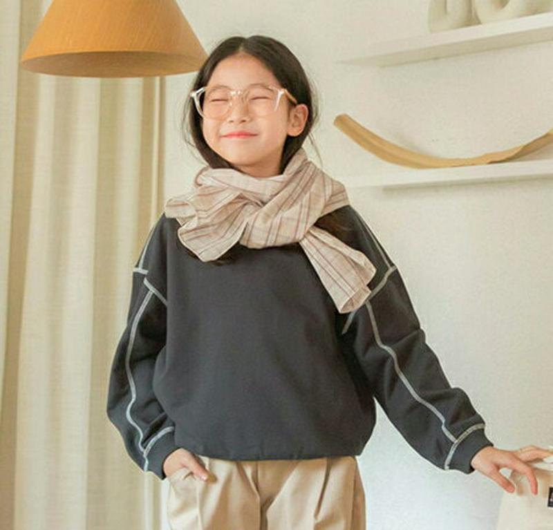【キッズ只今10%OFF】レタリングカラーステッチスウェット p000235 キッズ 【3~8才】【tops】【韓国 ファッショ