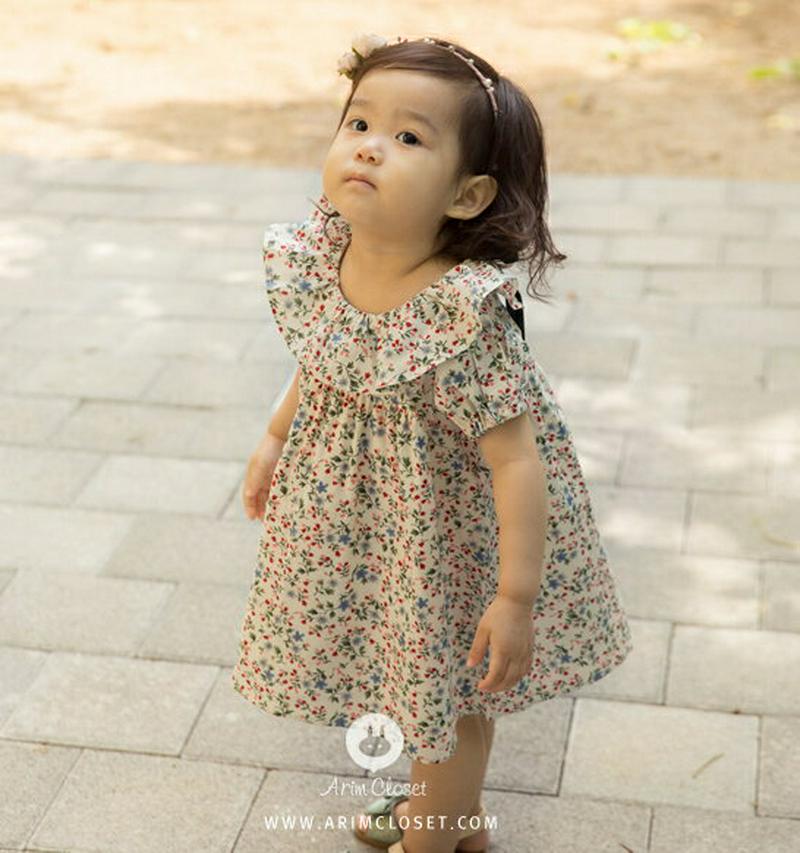 リボンラッフルカラー花柄ワンピース p000076 キッズ 【3~8才】【ops】【韓国 ファッション ワンピース ベビーワンピース 半袖 ハーフスリーブ 花柄 膝丈 ミドル丈 無地 ベビー服 ベビー用 お出かけ キッズ 子供 子供用 ベビー用 秋 春】【KIDS】