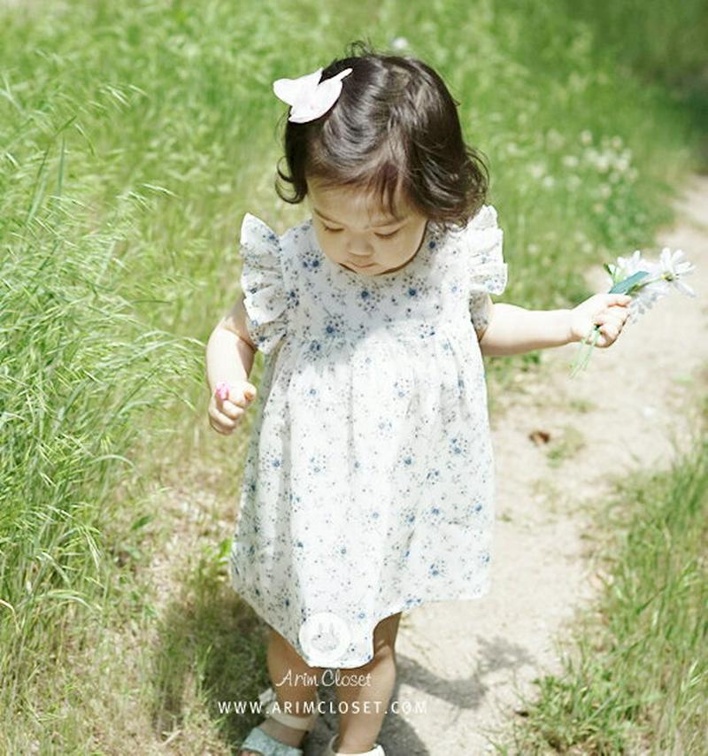 花柄ラウンドネックワンピース p000073 キッズ 【3~8才】【ops】【韓国 ファッション ワンピース ベビーワンピース ノースリーブ スリーブレス 花柄 膝丈 ミドル丈 無地 ベビー服 ベビー用 お出かけキッズ 子供 子供用 ベビー用 秋 春】【KIDS】