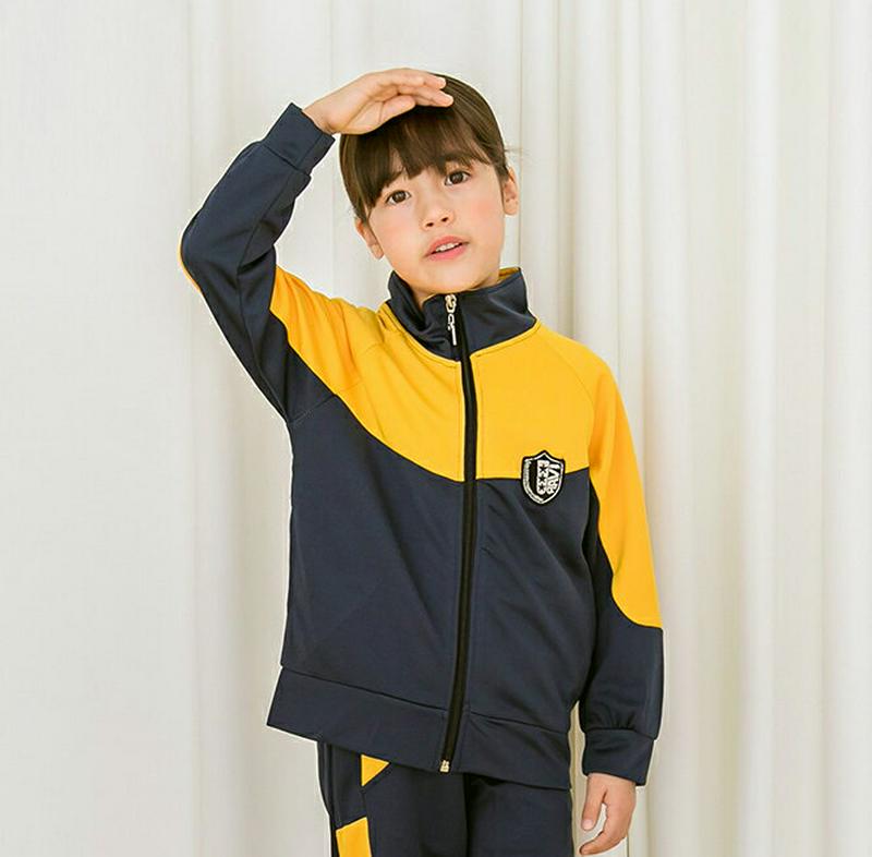 パッチトレーニングパーカー・p000139 キッズ【3~8才】【jk】【トップス Tシャツ Vネック 無地 長袖 女の子 男の子 ゆったり カジュアル キッズ 子供 こども 子供服 こども服】【KIDS】